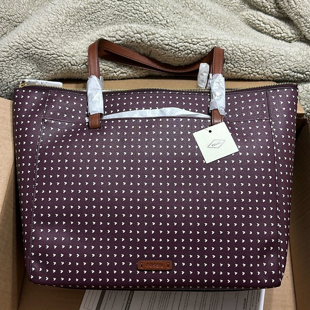 Fossil Tote Bag